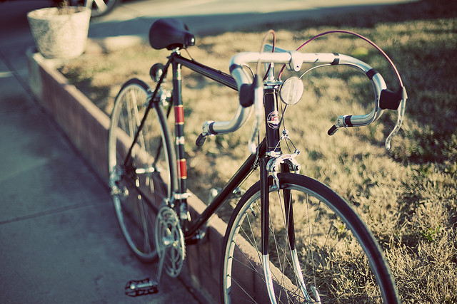 "Old School Vintage Road Bicycle" image by Ha-Wee (Howie Le)