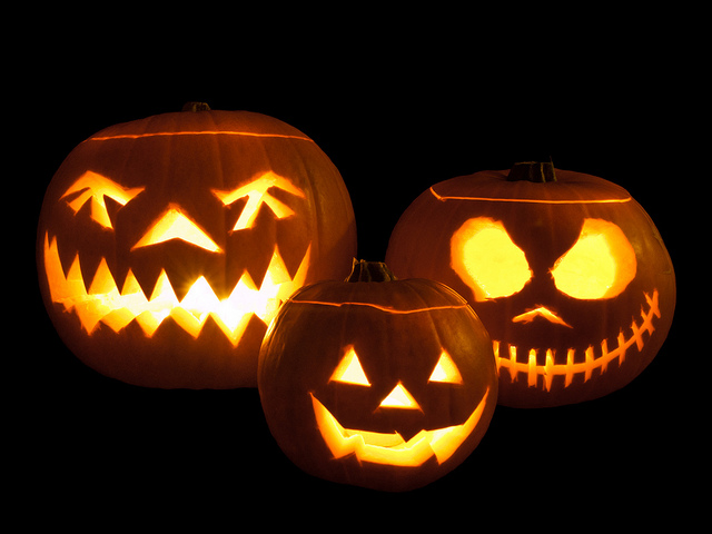 "Triple Jack O'Lantern" image by wwarby