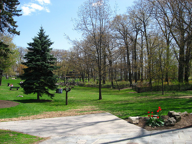 "Kew Gardens in Toronto" image by Linda N.