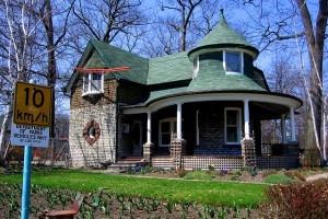 "Old House in Kew Gardens in Toronto" by John Vetterli under "attribution and share-alike license"