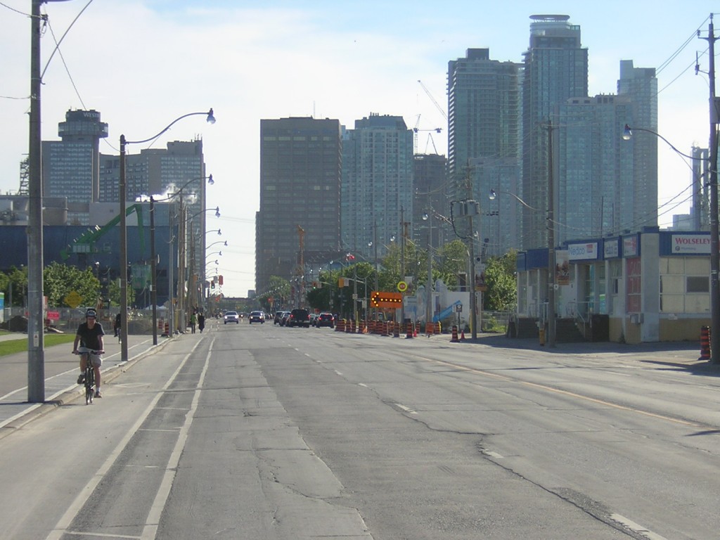 "Queens Quay Lacks a Trail or Sidewalk near Lower Sherbourn in June 2015" image (c) by Mike DeHaan